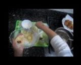 Foto del paso 3 de la receta: Buñuelitos con plátano maduro