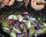 Foto langkah ke 2 dari resep Udang mentega.