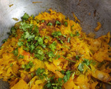 A picture of step 7 of Cabbage matar curry.