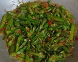 Foto langkah ke 3 dari resep Santan Pedas Bunga Genjer Udang Kering.