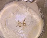 A picture of step 3 of Tres leches (milk cake).
