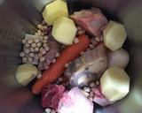 Foto del paso 2 de la receta: Cocido en olla express 🍲