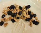 Foto del paso 3 de la receta: Bizcocho de yogur con Pasas y Nueces