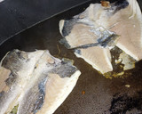 Foto del paso 6 de la receta: Dorada a la plancha
