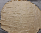 Foto del paso 2 de la receta: Pizza boloñesa -con masa casera-