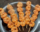 Foto del paso 2 de la receta: Brochettes de camarones especiados 🦐