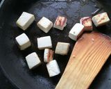 A picture of step 1 of Matar paneer.