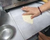 चाइनीज पट्टी समोसा (Chinese patti samosa recipe in Hindi) रेसिपी चरण 11 फोटो