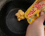 Foto langkah ke 2 dari resep Ayam Cincang Kecap (Isian Bakpao).