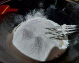 A picture of step 2 of Pineapple Cupcakes.