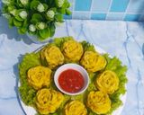 Foto langkah ke 5 dari resep Sosis Telur Mawar.