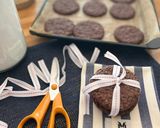 Foto langkah ke 7 dari resep Pistaches, Chocolate and Espresso cookies.
