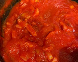 Foto del paso 2 de la receta: Ñoquis caseros rellenos de mozzarella con salsa de tomate, bacon y puerro🍅