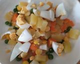 Hình bước làm 2 của món Salad Nga