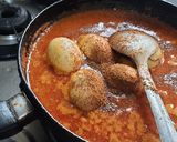 A picture of step 9 of Nagpuri Spicy sawji masala egg curry.