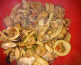 Foto del paso 4 de la receta: Empanadas de mariscos