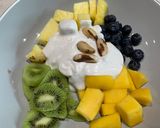 A picture of step 2 of Fresh fruit breakfast inspiration.