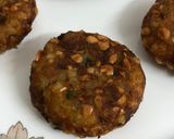 A picture of step 11 of Sabudana Vada.