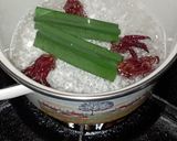 Foto langkah ke 2 dari resep Nam Kra Jeab | Es Teh Rosella ala Thailand.