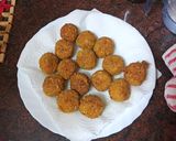 Foto del paso 5 de la receta: Albóndigas de salmón ahumado, surimi y langostinos