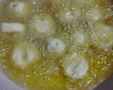 Foto langkah ke 4 dari resep Fried Banana One Bites.