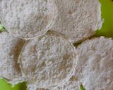 মিনি ব্রেড কাপ আপ্পাম (mini bread cup appam recipe in Bengali) রেসিপির ধাপ 2 ছবি