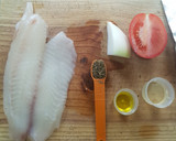 Foto del paso 1 de la receta: Filete de pescado empapelado sencillo