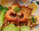 Hình bước làm 7 của món Bánh đa đỏ trộn tôm cua