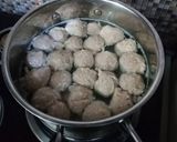 Foto langkah ke 4 dari resep Bakso sapi sehat kenyal ala melly.