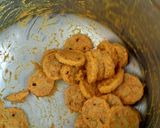 A picture of step 1 of Kamal kakdi Tawa fry.