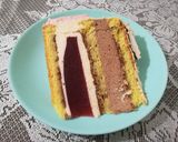 Tort urodzinowy z galaretką i bezowymi rozetkami krok przepisu 11 zdjęcie