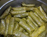 صورة لخطوة 3 من وصفة يبرق (ورق عنب مع أضلاع لحم غنم وخضروات)