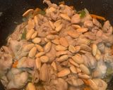 Foto del paso 4 de la receta: Pollo con almendras (estilo chino)
