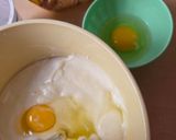Foto del paso 2 de la receta: Pastel de yogur natural 🍶Torta o tarta de yogur 🍶pocos ingredientes, fácil y mucho calor de horno