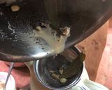 A picture of step 5 of Nepalese-style chai tea.
