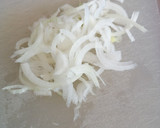 Foto del paso 2 de la receta: Habitas con calamares