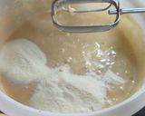 Foto del paso 2 de la receta: Bizcochuelo con frutas deshidratadas sin manteca