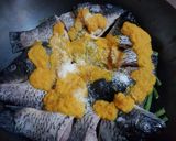 Foto langkah ke 8 dari resep Arsik Ikan Mas untuk 2 kg.