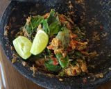 Foto langkah ke 5 dari resep Sambal Terong Tempe Kemangi.