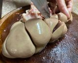 Foto del paso 1 de la receta: Riñoncito al vino blanco con papas