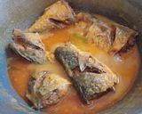 Foto langkah ke 5 dari resep Ikan Kuah Bumbu Sambal Goreng.