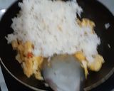 Foto langkah ke 6 dari resep Nasi goreng tomyum vegie.