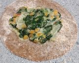 Foto del paso 5 de la receta: Empanadas vegetarianas integrales de espinaca salteada