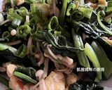A picture of step 14 of Spinach and Enoki Mushrooms with Eggs.