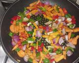 A picture of step 1 of Fried indomie with egg and vegetables.