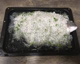 Foto del paso 2 de la receta: Dorada a la sal