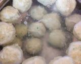 Foto langkah ke 3 dari resep Bakso Tahu Pakcoy.
