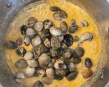 Foto del paso 8 de la receta: Espaguetis Caldosos Diverxo (almejas, coco, piparras, lima)