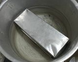 Foto langkah ke 7 dari resep Bolu Karamel (oven panci).