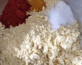 A picture of step 2 of Bread pakoda.